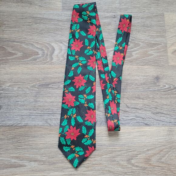 Hallmark's Yule Tie Greetings Tie - Picture 1 of 6